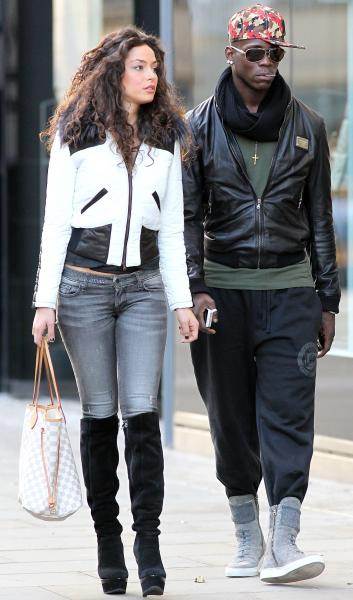 Mario Balotelli na odmoru s Francescom Monti