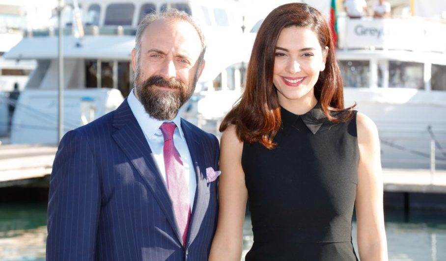 Berguzar Korel proslavila 40 rođendan