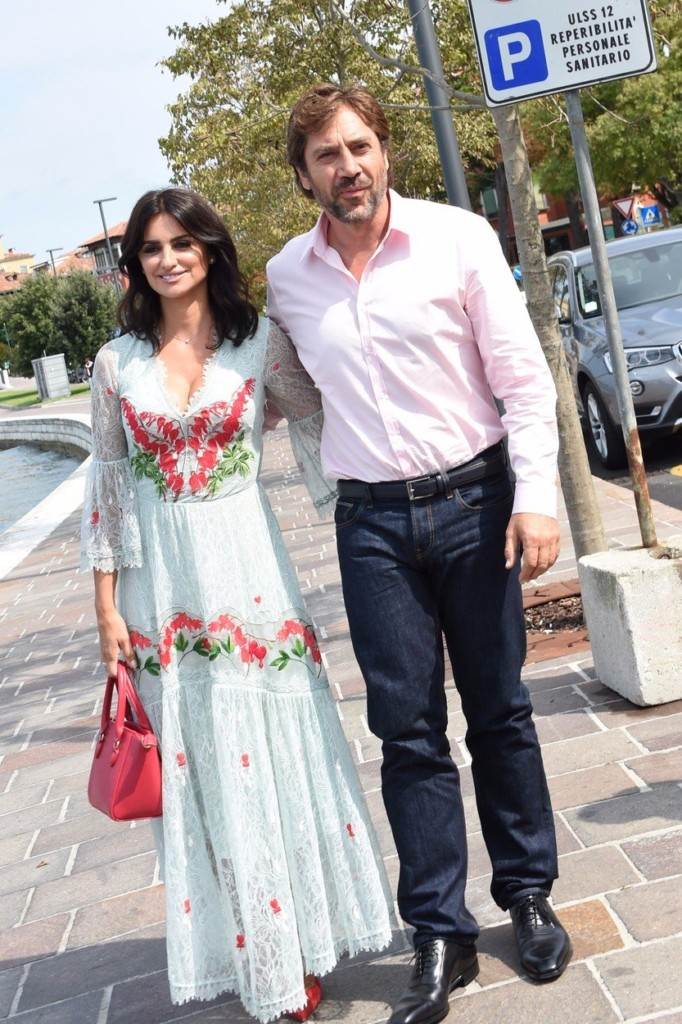 Penelope Cruz and Javier Bardem attends Photocall.jpeg