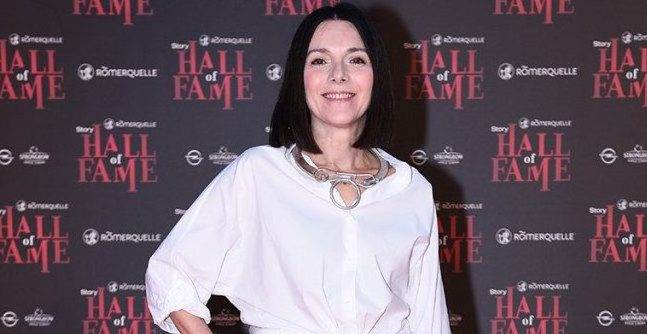 Daniela Trbović na premijeri filma sa sinom
