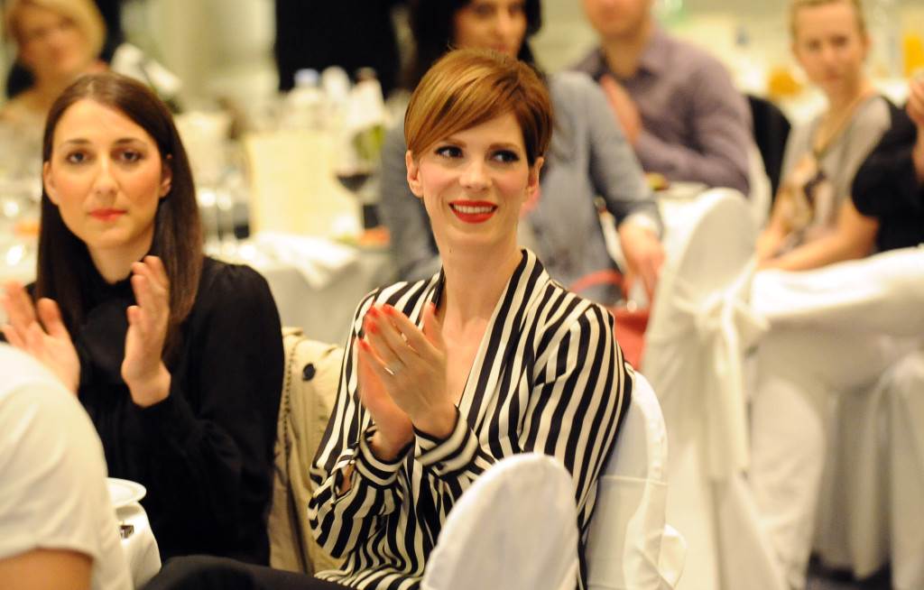 Bojana Gregorić Vejzović u vintage izdanju