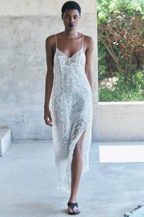SLIP HALJINA SA ŠLJOKICAMA/ZARA/89,95 EUR