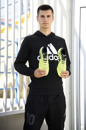 Igrači Dinama predstavili Ocean Storm - novu kolekciju revolucionarnih adidas kopački