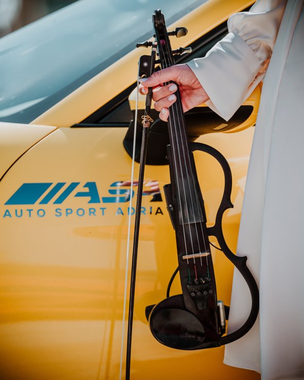 auto_sport_adria_music_performance_car_event_europe.jpg