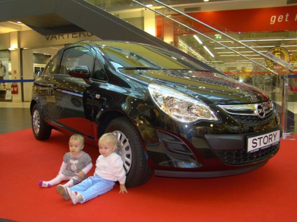 Alex Dojčinović izvukla je sretnu dobitnicu Opel Corse koju je dizajnirala