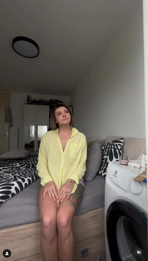 Ella spavaća.PNG