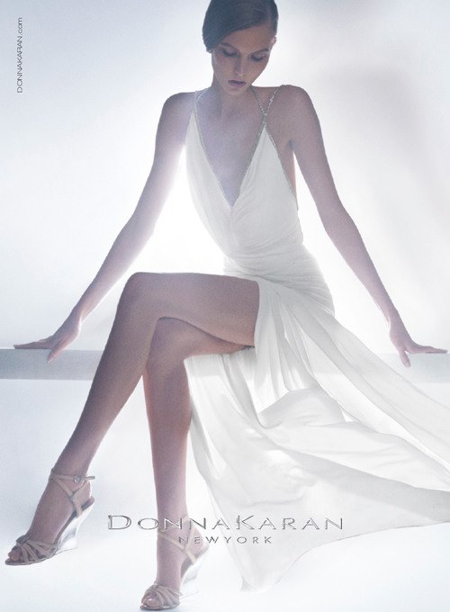 Nevjerojatno tijelo Karlie Kloss za DKNY