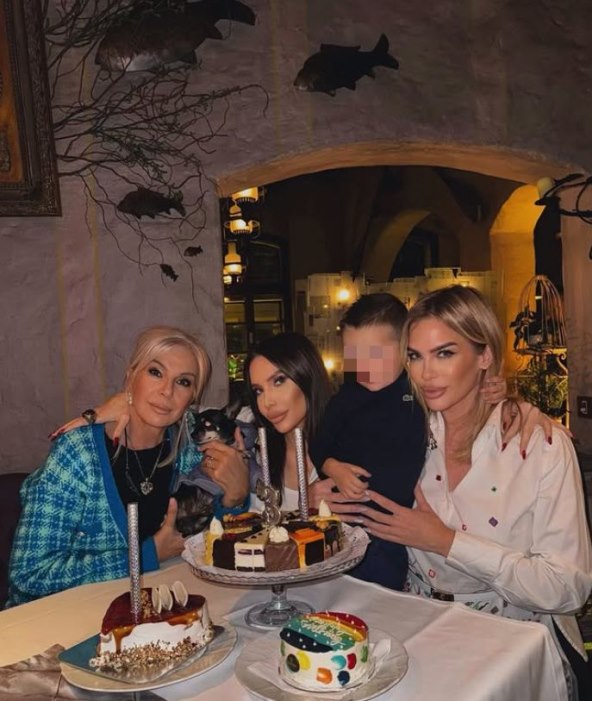 Jasenka Šegetin, Barbara Šegetin i Tina Šegetin s malenim Lukom