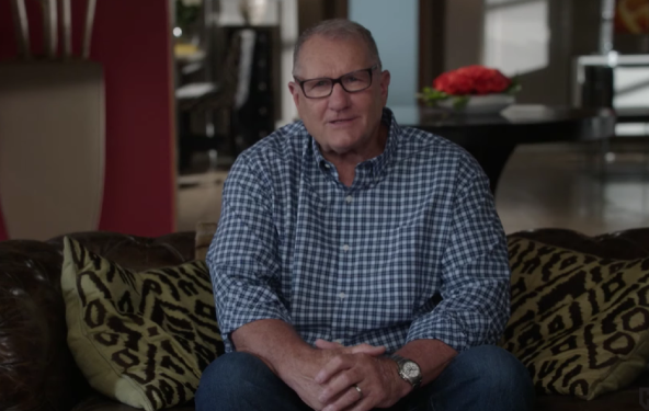 Ed O'Neill vratio se iz mirovine zbog uloge u seriji Moderna obitelj