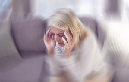 Zbunjenost demencija glavobolja depresija mozak.jpg