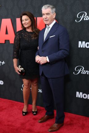 Keely Shaye Smith i Pierce Brosnan