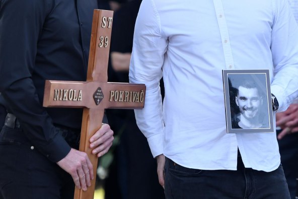 Nikola Pokrivač ispraćen na posljednji počinak