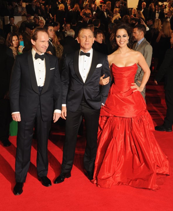 Ralph Fiennes voli starije žene