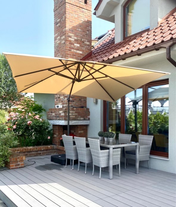 parasol_ogrodowy_bezowy_siena_3x3m_garden_point_parasole_z_boczna_noga_9240.jpg