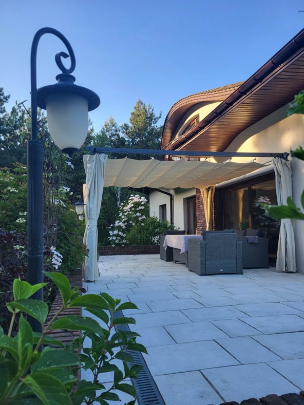 bezowa_pergola_tarasowa_la_palma_4x4_garden_point_pergole_tarasowe_12749.jpg