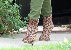 Katherine Heigl obožava čizmice na leopard uzorak 