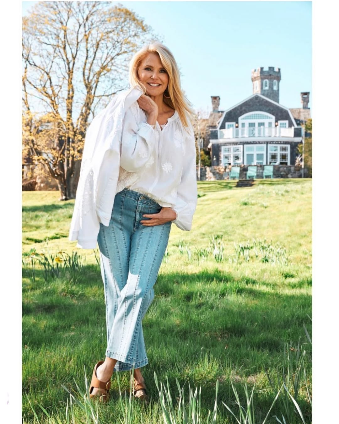 These are looks you will wear now and right into the Fall ! Layer them up or down. With sandals or ! All so versatile and comfortable! I wore the dress on the @todayshow when I launched my @twrhll_ collection,.jpg