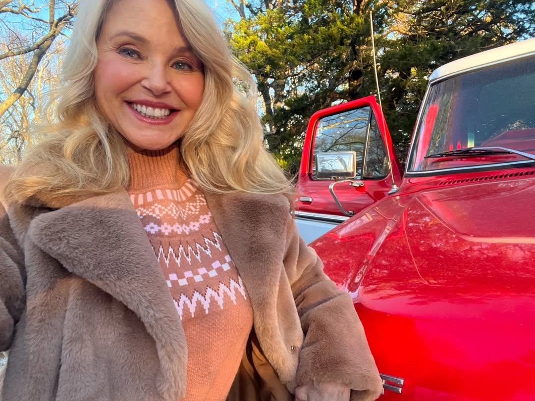 I am loving my @twrhll_ Fair-Isle sweaters ! I pair them with either my faux fur vest, or faux fur jacket depending on the weather! By the amount of compliments I’ve gotten on them… I think they would make great.jpg