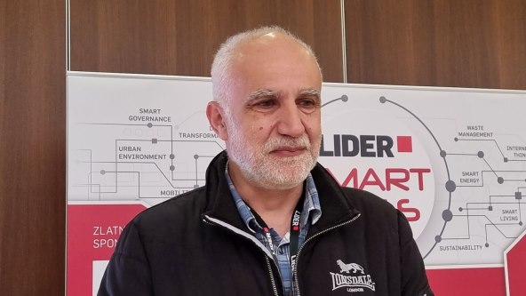 Vanja Valtrović