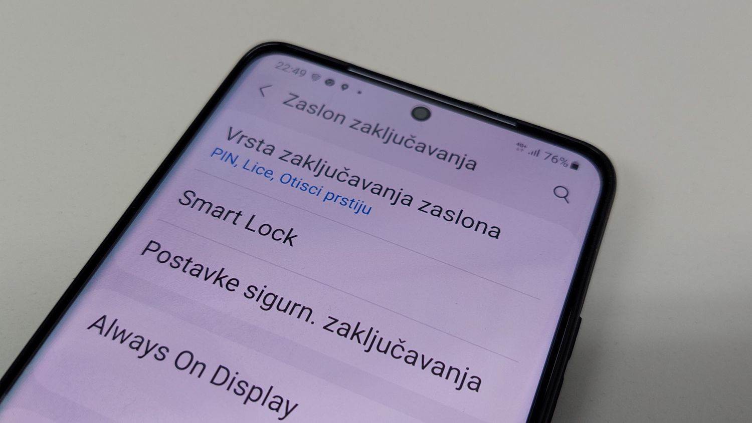 MOGLI SMO TO IZBJEĆI I vi otključavate i zaključavate mobitel po 100 puta dnevno?