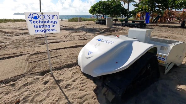 ROBOT ZA ČIŠĆENJE PLAŽE Dizajniran je za prikupljanje najmanjih komadića smeća
