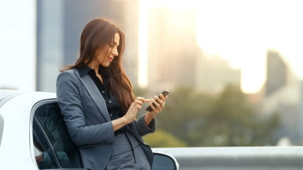 PREMIUM PAMETNI TELEFONI Prodaja uređaja skupljih od 400 dolara
