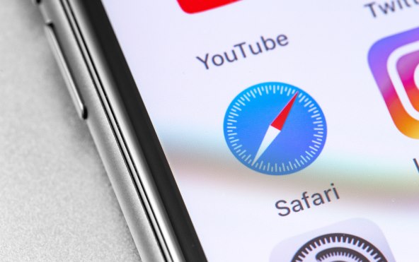 APPLE I GOOGLE: Na udaru britanske istrage zbog web preglednika