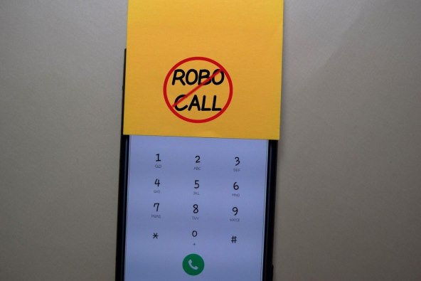 Robot robocall (1).jpg