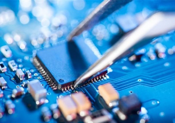 EUROPSKI PARLAMENT: Još više punionica, potiče se industrija čipova u EU