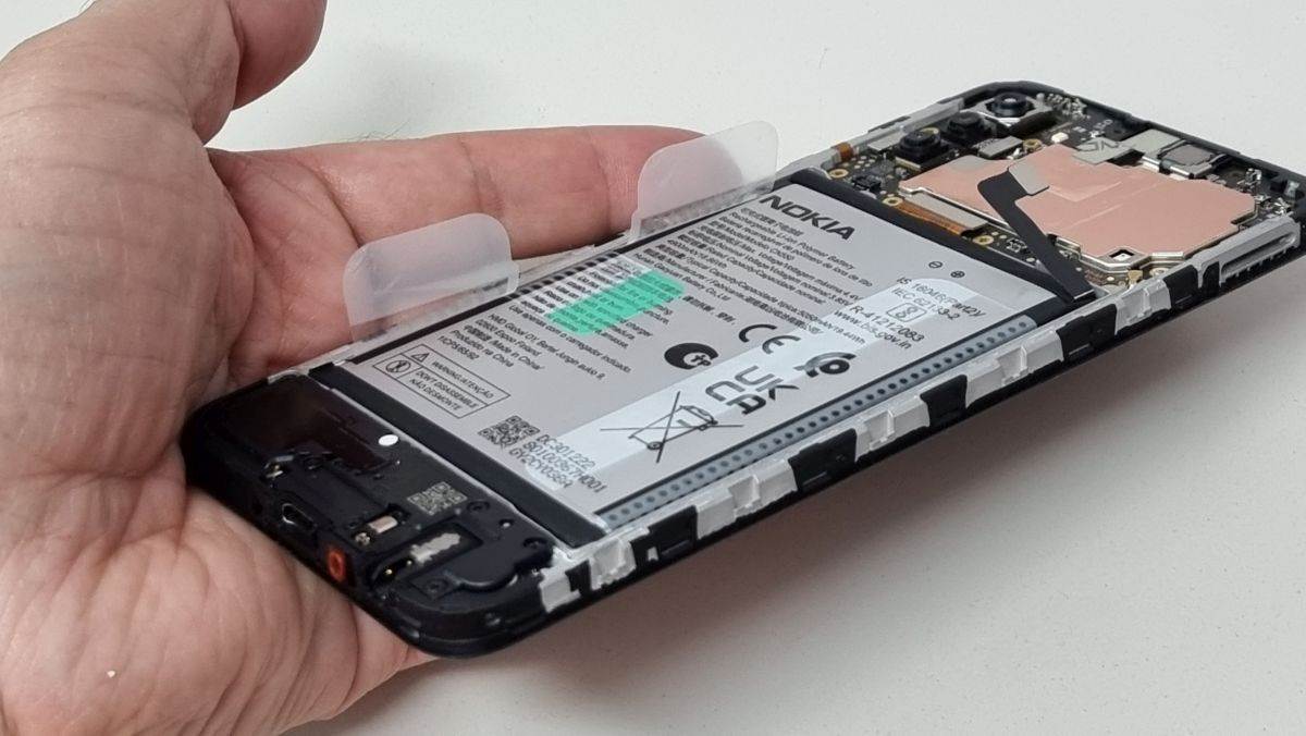 URADITE TO SAMI: Promijenite bateriju u svojem pametnom telefonu