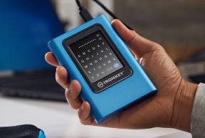 Kingston IronKey Vault Privacy 80.jpg