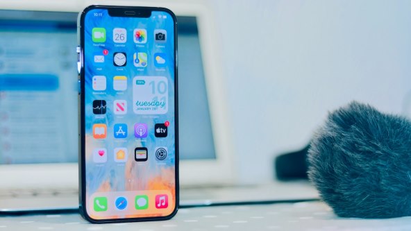 REKORDNO JE VISOK: Udio OLED ekrana na pametnim telefonima