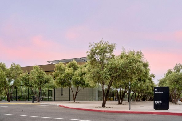 APPLE PLANIRA ZANIMLJIV POTEZ: Žele sami proizvoditi ekrane