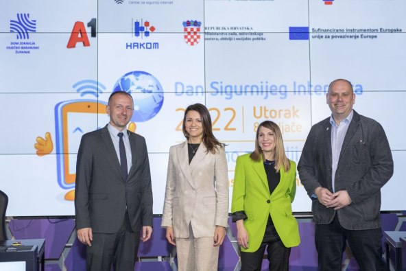 Miroslav Rajter, Dubravka Štefanac Vinovrški, Lucija Vejmelka, Tomislav Ramljak.JPG