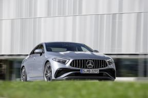 MERCEDES CLS: Uz automatsko parkiranje može sam zakočiti ako vozač ne reagira
