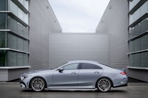 MERCEDES CLS: Uz automatsko parkiranje može sam zakočiti ako vozač ne reagira