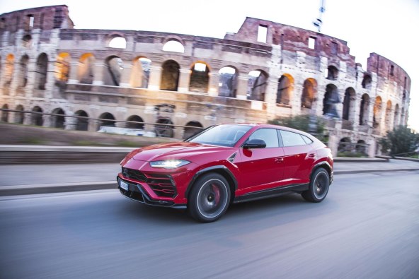 LAMBORGHINI URUS: 6 načina vožnje za uživanje