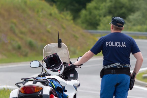 KAKO SE VOZILO PROŠLI VIKEND Gotovo polovicu prekršaja čini jedna vrsta prekršaja