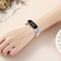 ODLIČAN POKLON ZA DJECU Slatka pametna narukvica za samo 20 kuna