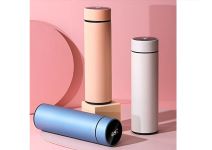 SAMO ZA LJUBITELJE TESLE Termosica s digitalnim mjeračem temperature