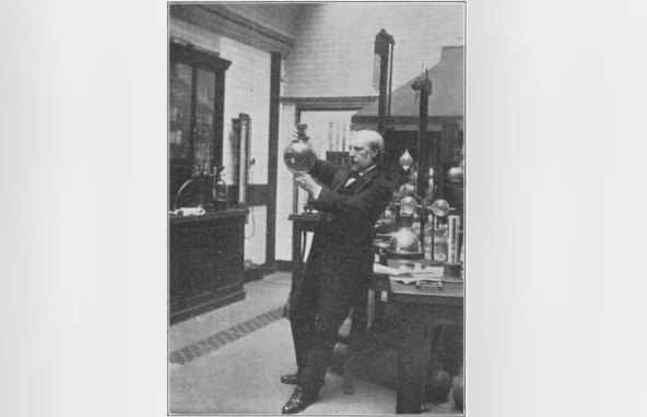 SAMO ZA LJUBITELJE TESLE Termosica s digitalnim mjeračem temperature