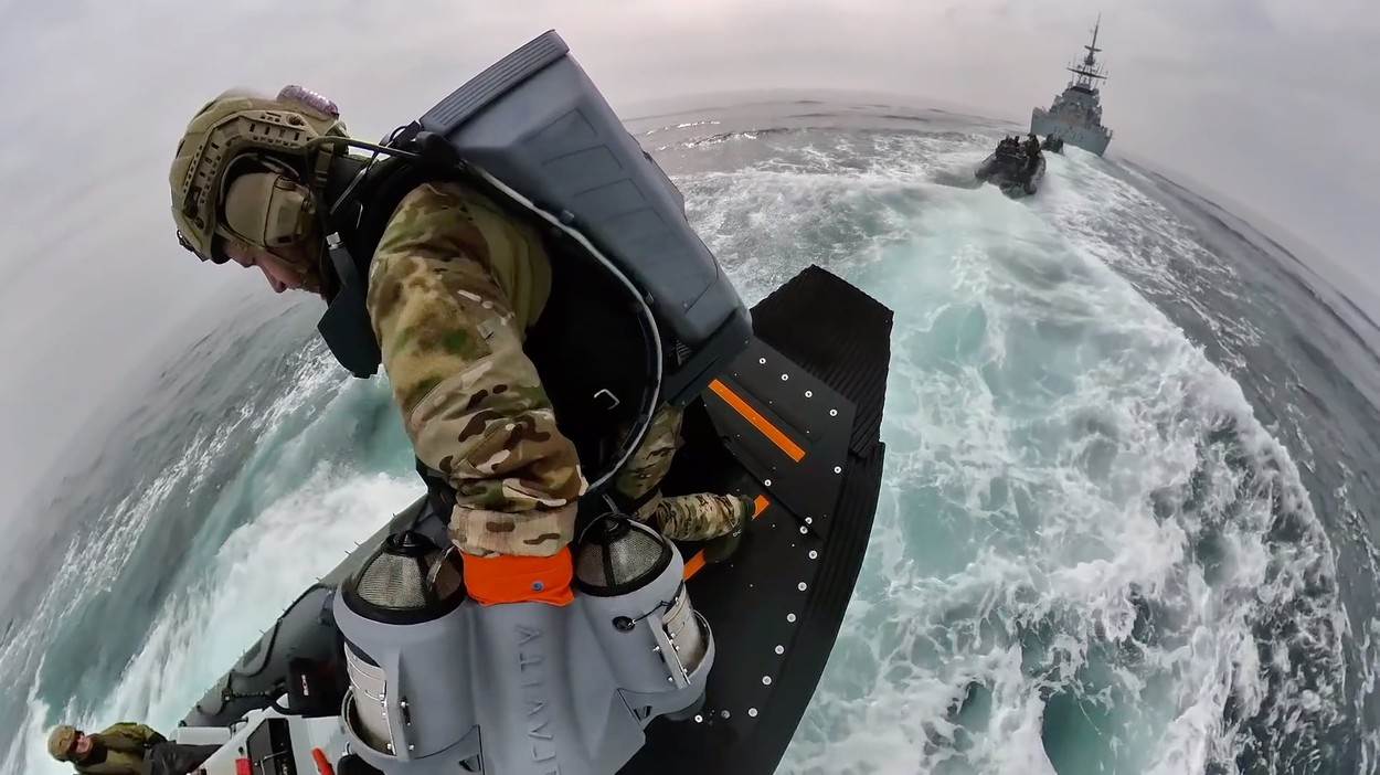 JETPACK DEMONSTRACIJA Marinci će ovime gusarima utjerati strah pod kožu