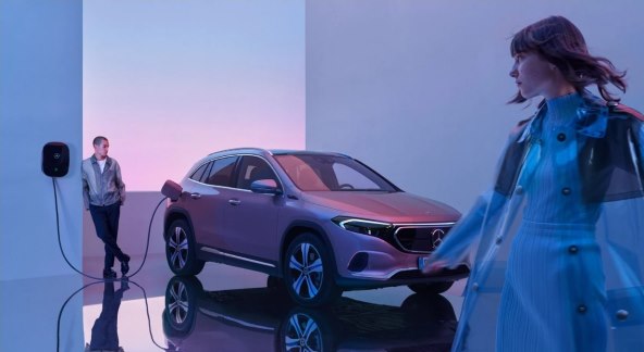 ELEKTRIČNI MERCEDES Napredne tehnologije i pogon na sve kotače