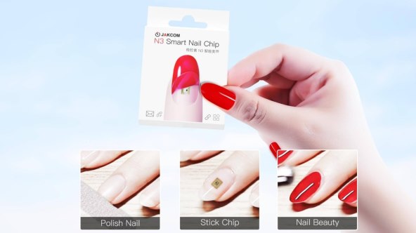 OVO JE PREJAKO! Nokti glume karticu prilikom plaćanja u trgovinama