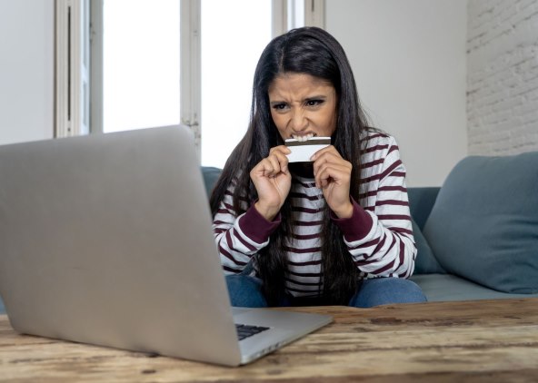 UPOZNAJTE SE S DROPSHIPPINGOM Koliko je i je li uopće opasan za one koji kupuju online?