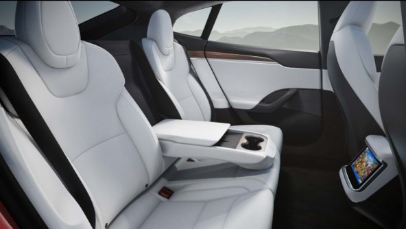 PREDSTAVLJEN MODEL S PLAID Ovo je najbrži Teslin automobil do sada