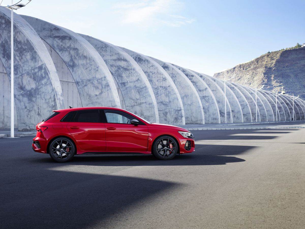 NOVI AUDI RS 3 Sportski nastup pogodan za svakodnevnu upotrebu