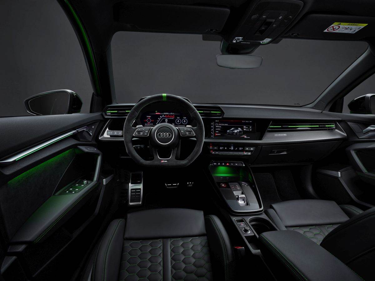 NOVI AUDI RS 3 Sportski nastup pogodan za svakodnevnu upotrebu