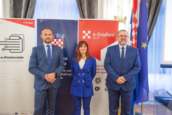 Saša Bilić_Andreja Kajtaz_Bernard Gršić (002).jpg