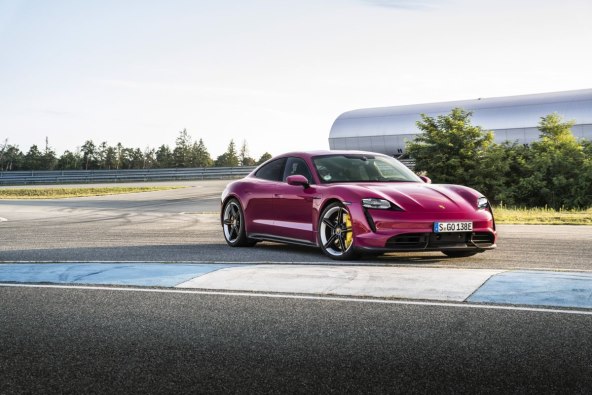 Porsche Taycan (4)